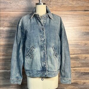 Forever 21 Women's Studded Denim Jean Jacket NWT